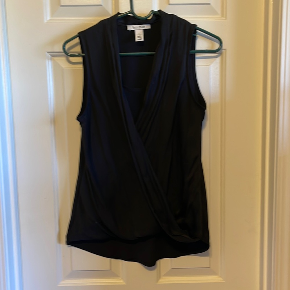White House Black Market tank
